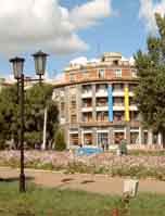 Image from entry Bakhmut Liberty Square s in the Internet Encyclopedia of Ukraine
